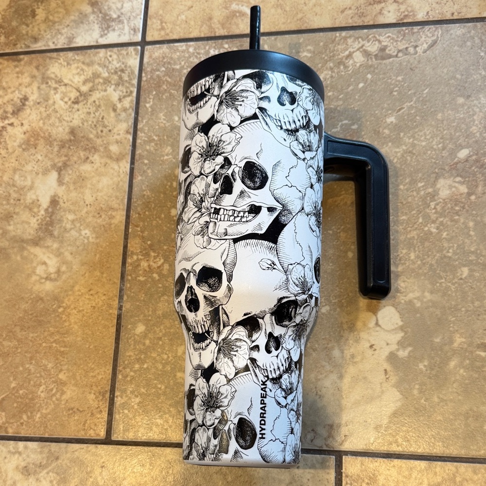 Hydrapeak Skull Design Water Bottle with Handle